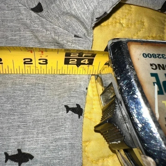 Molokai surf co XL men’s shark button down. Grey with black sharks. Worn twice. - Picture 7 of 9